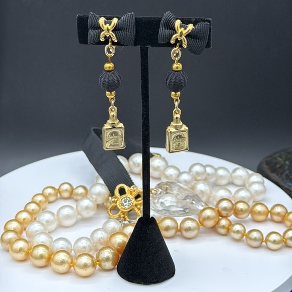 Vintage Carven Paris Perfume Bottle Charm Earrings - Picture 1 of 7